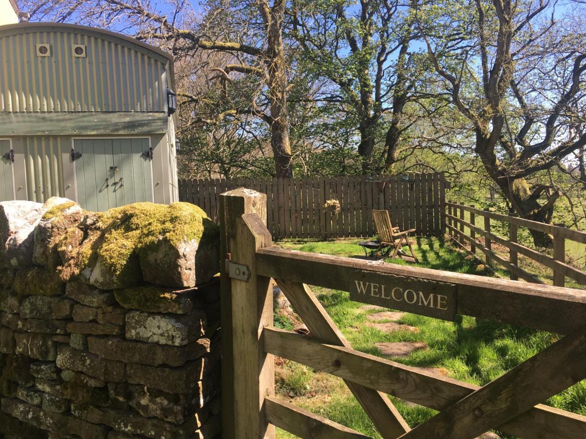 Posh Huts Farmstay Falstone Buitenkant foto